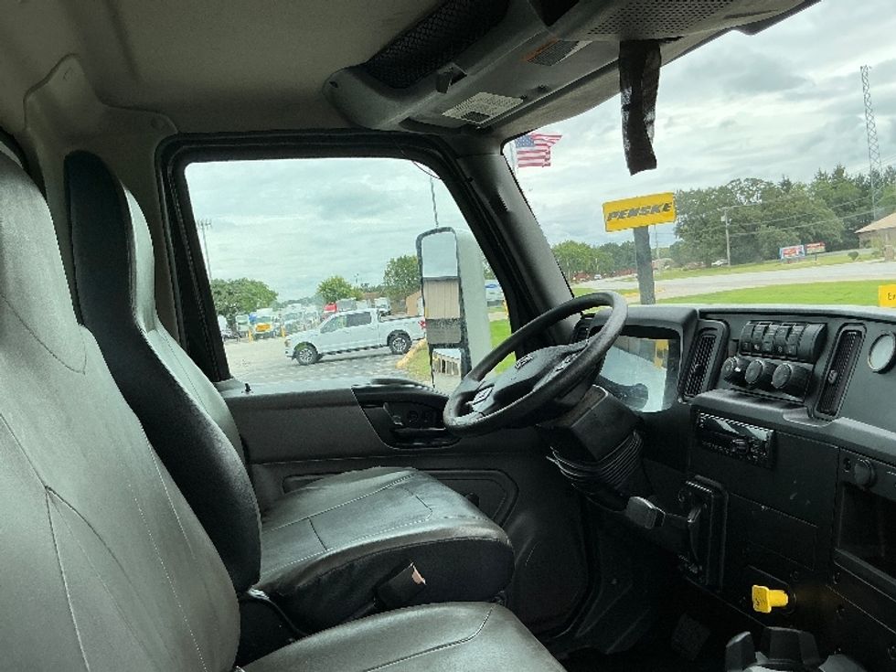 Flatbed Truck-Light and Medium Duty Trucks-International-2020-MV607-Elkhart-IN-136,390\n\t\tmiles-$ 51,250 - Image 22