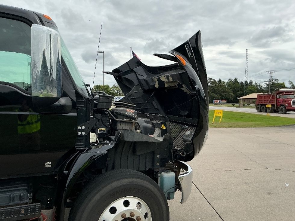 Flatbed Truck-Light and Medium Duty Trucks-International-2020-MV607-Elkhart-IN-136,390\n\t\tmiles-$ 51,250 - Image 23