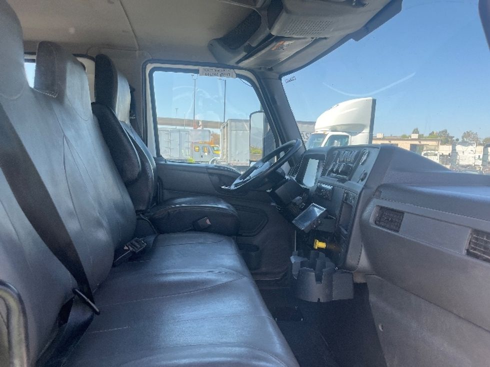 Flatbed Truck-Light and Medium Duty Trucks-International-2020-MV607-Fontana-CA-152,211\n\t\tmiles-$ 53,250 - Image 22