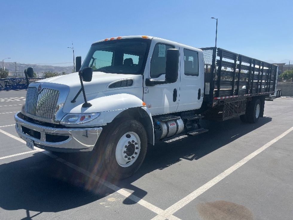 Flatbed Truck-Light and Medium Duty Trucks-International-2020-MV607-Fontana-CA-152,211\n\t\tmiles-$ 53,250 - Image 3