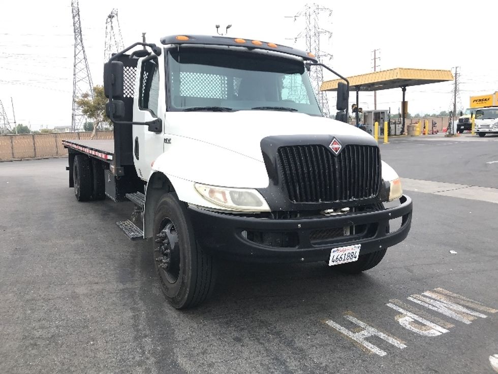 Flatbed Truck-Light and Medium Duty Trucks-International-2020-MV607-Fontana-CA-185,885\n\t\tmiles-$ 49,250 - Image 1