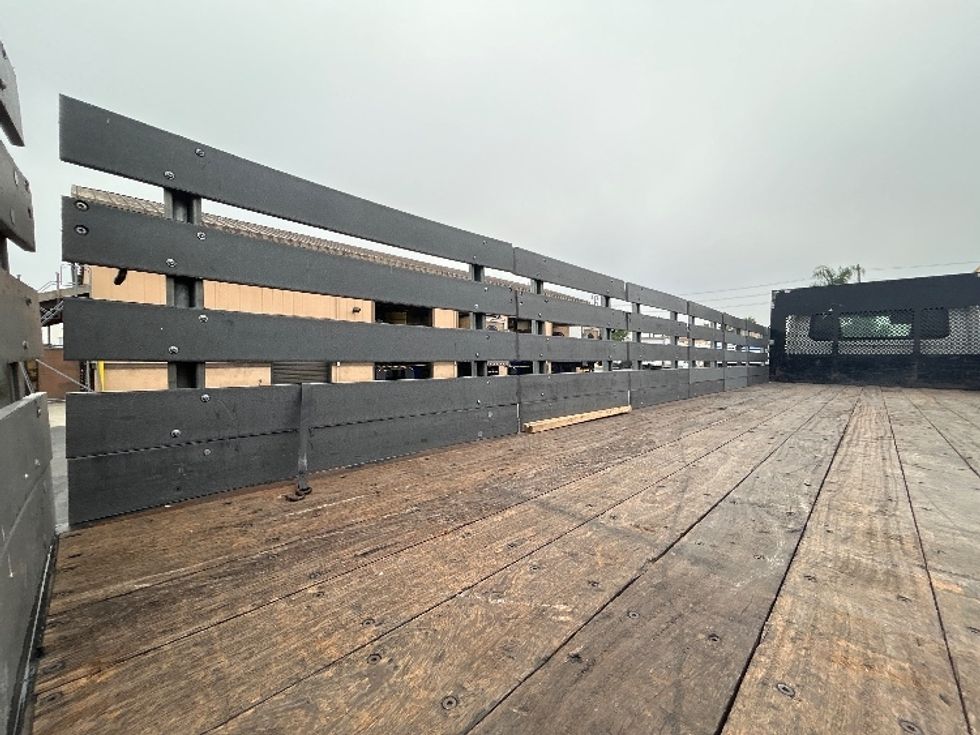 Flatbed Truck-Light and Medium Duty Trucks-International-2020-MV607-Fontana-CA-235,510\n\t\tmiles-$ 34,750 - Image 11