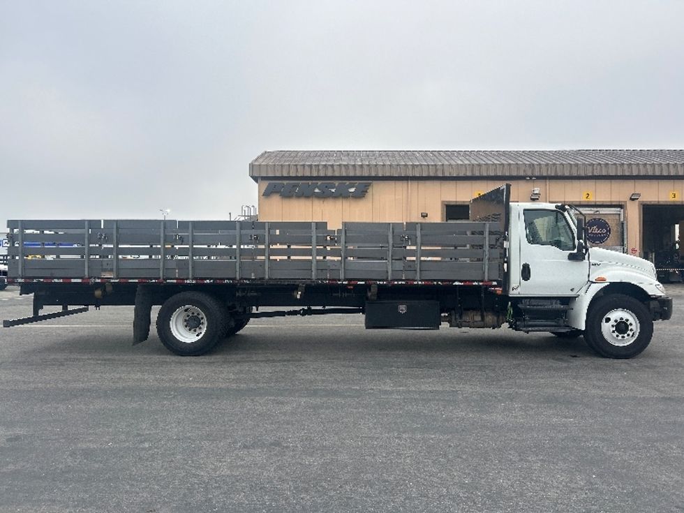 Flatbed Truck-Light and Medium Duty Trucks-International-2020-MV607-Fontana-CA-235,510\n\t\tmiles-$ 34,750 - Image 15