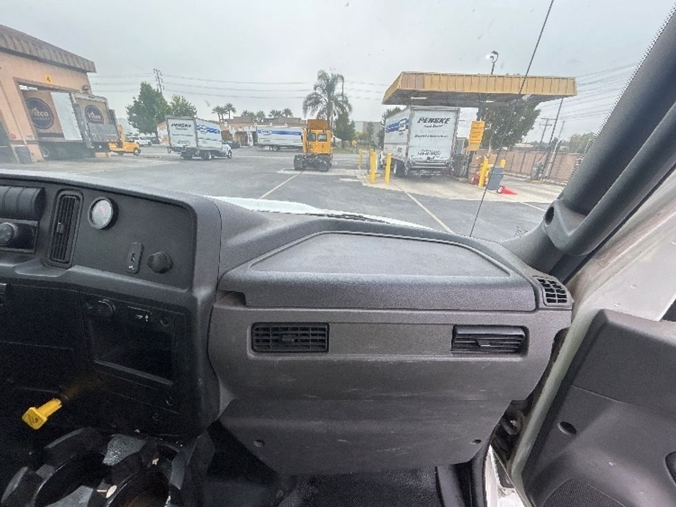 Flatbed Truck-Light and Medium Duty Trucks-International-2020-MV607-Fontana-CA-235,510\n\t\tmiles-$ 34,750 - Image 21
