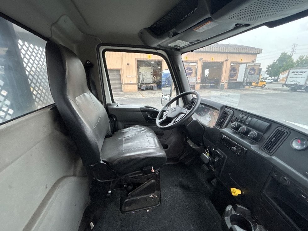 Flatbed Truck-Light and Medium Duty Trucks-International-2020-MV607-Fontana-CA-235,510\n\t\tmiles-$ 34,750 - Image 22