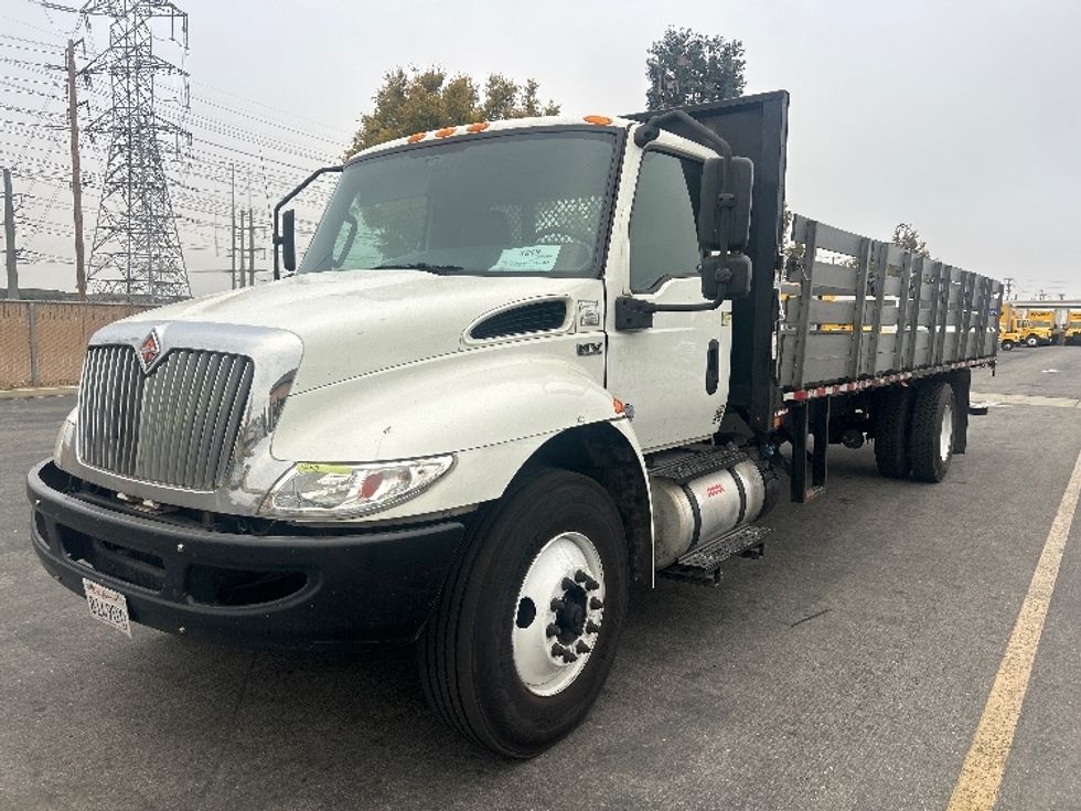 Flatbed Truck-Light and Medium Duty Trucks-International-2020-MV607-Fontana-CA-235,510\n\t\tmiles-$ 34,750 - Image 3