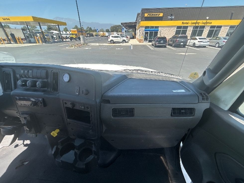 Flatbed Truck-Light and Medium Duty Trucks-International-2020-MV607-Fontana-CA-297,113\n\t\tmiles-$ 26,250 - Image 19