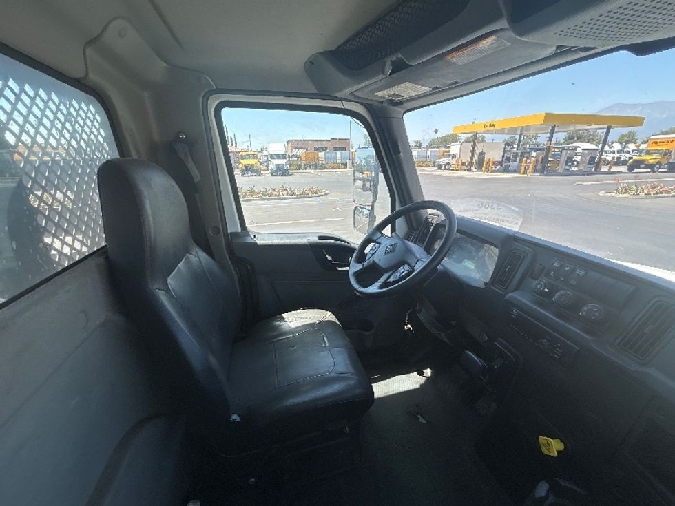 Flatbed Truck-Light and Medium Duty Trucks-International-2020-MV607-Fontana-CA-297,113\n\t\tmiles-$ 26,250 - Image 20