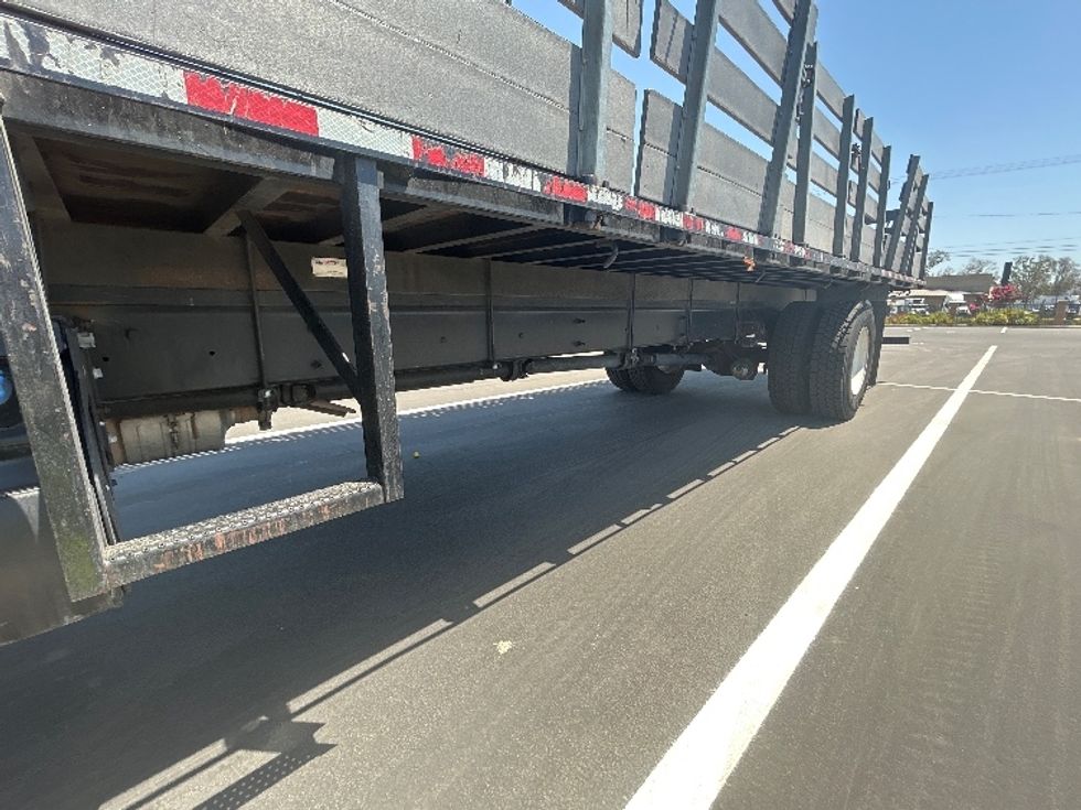 Flatbed Truck-Light and Medium Duty Trucks-International-2020-MV607-Fontana-CA-297,113\n\t\tmiles-$ 26,250 - Image 5
