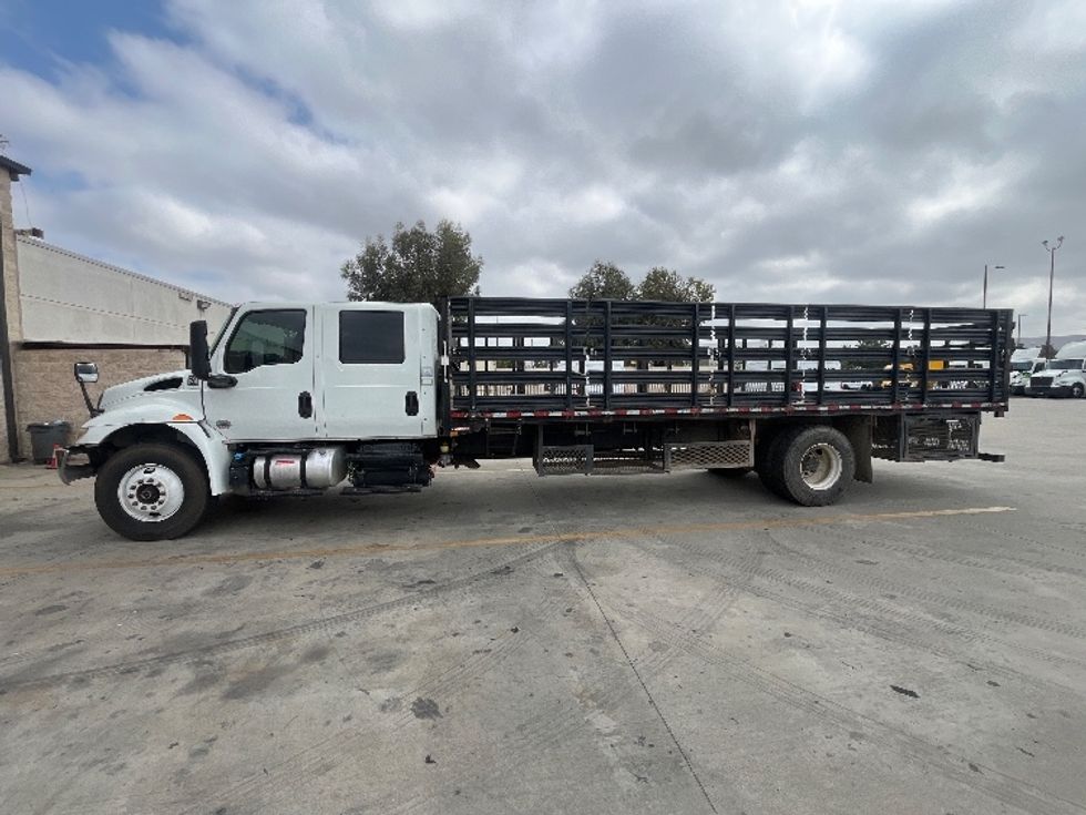 Flatbed Truck-Light and Medium Duty Trucks-International-2020-MV607-Fontana-CA-85,351\n\t\tmiles-$ 60,250 - Image 4