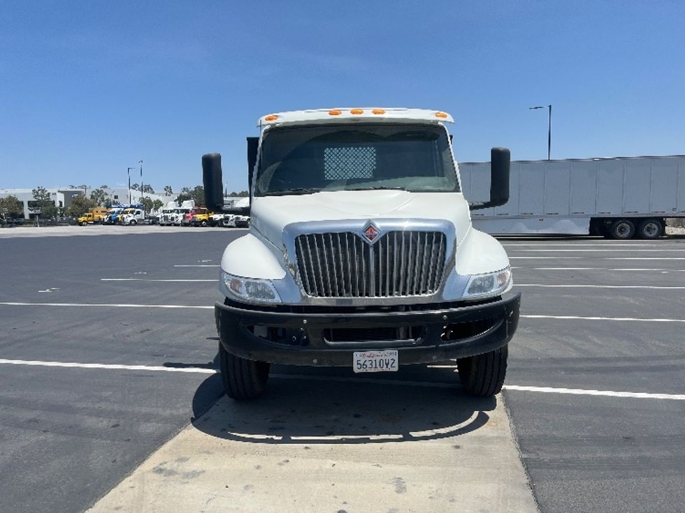 Flatbed Truck-Light and Medium Duty Trucks-International-2020-MV607-Fontana-CA-8,671\n\t\tmiles-$ 62,750 - Image 2