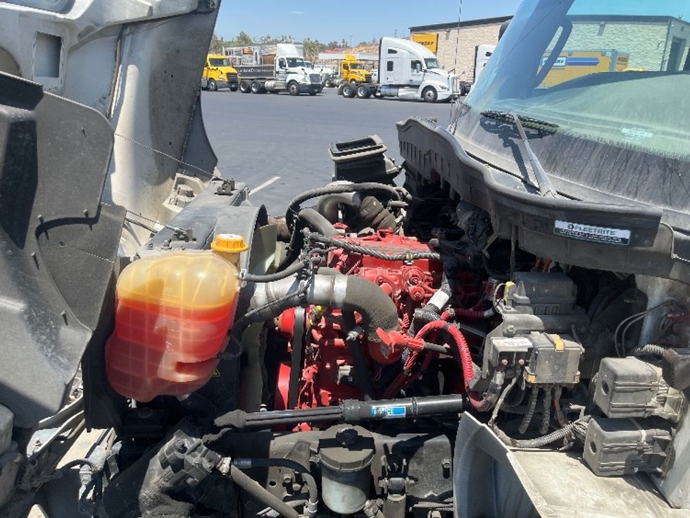 Flatbed Truck-Light and Medium Duty Trucks-International-2020-MV607-Fontana-CA-8,671\n\t\tmiles-$ 62,750 - Image 24
