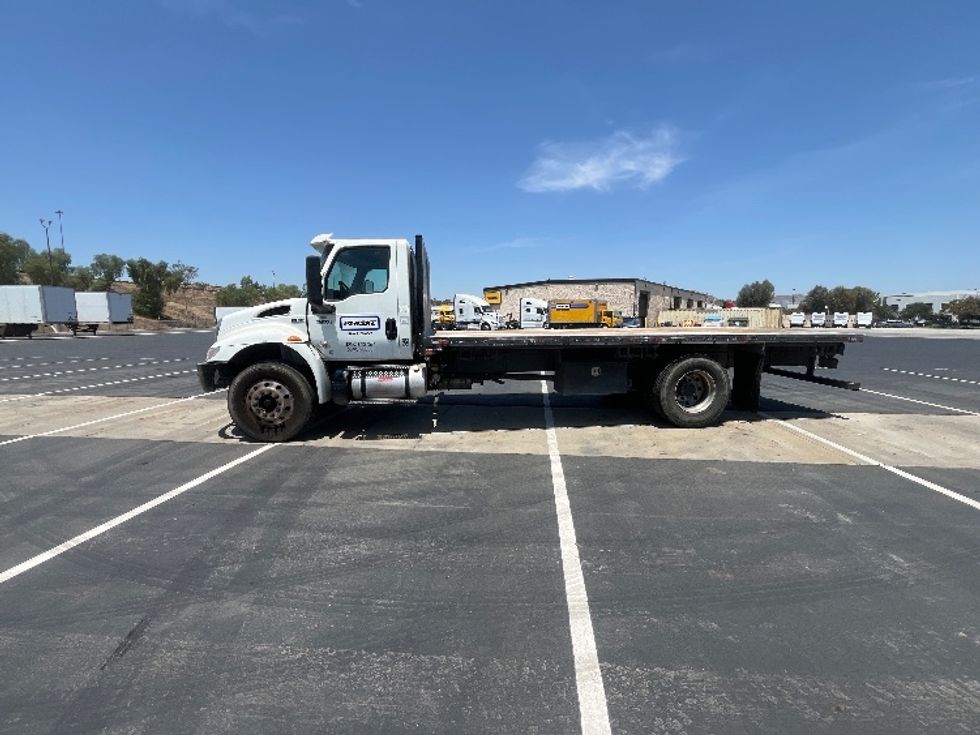 Flatbed Truck-Light and Medium Duty Trucks-International-2020-MV607-Fontana-CA-8,671\n\t\tmiles-$ 62,750 - Image 4