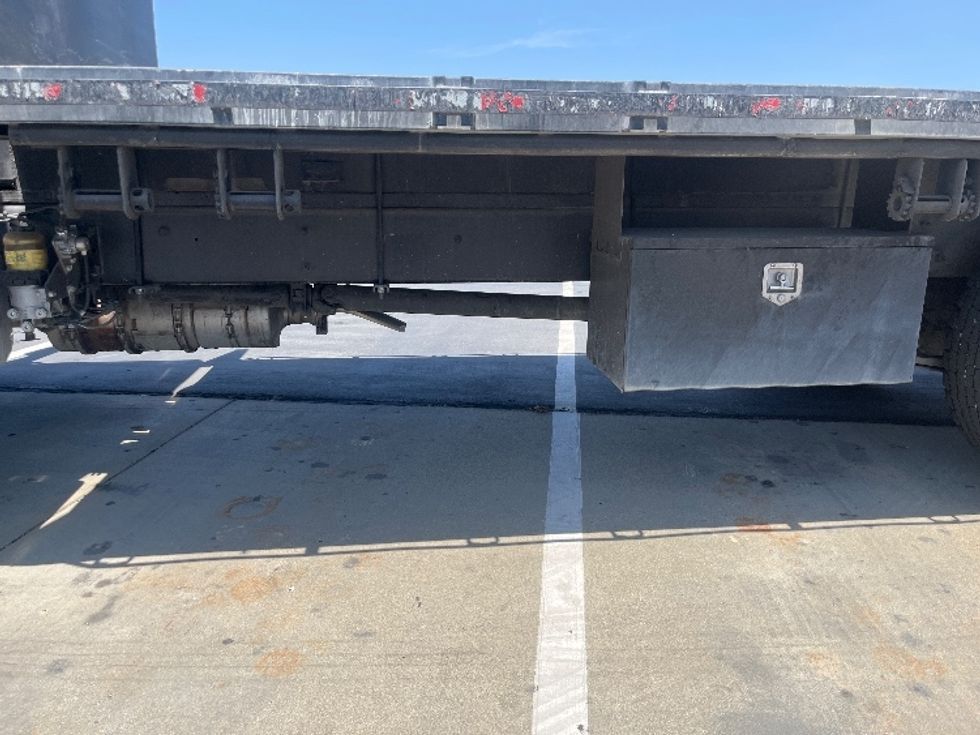 Flatbed Truck-Light and Medium Duty Trucks-International-2020-MV607-Fontana-CA-8,671\n\t\tmiles-$ 62,750 - Image 5