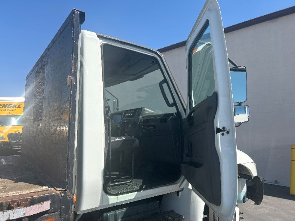 Flatbed Truck-Light and Medium Duty Trucks-International-2020-MV607-Fresno-CA-96,061\n\t\tmiles-$ 55,250 - Image 18