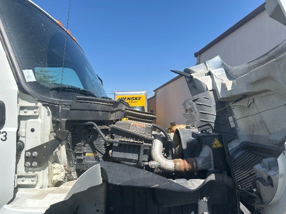 Flatbed Truck-Light and Medium Duty Trucks-International-2020-MV607-Fresno-CA-96,061\n\t\tmiles-$ 55,250 - Image 21