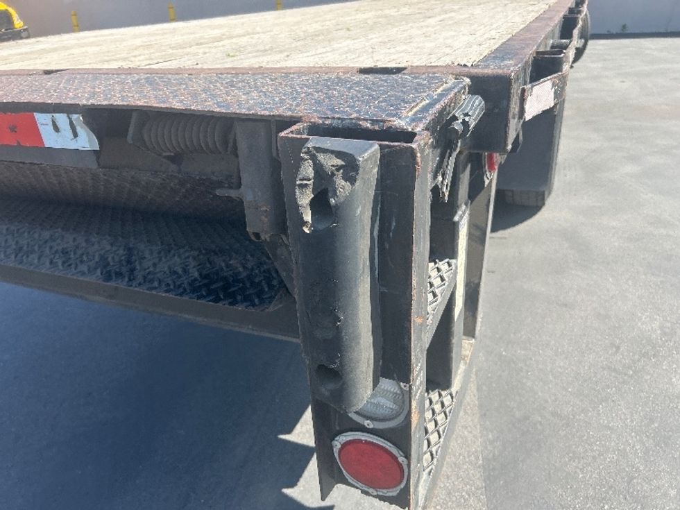 Flatbed Truck-Light and Medium Duty Trucks-International-2020-MV607-Fresno-CA-96,061\n\t\tmiles-$ 55,250 - Image 25