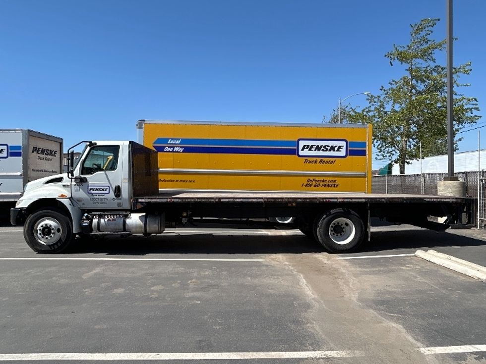 Flatbed Truck-Light and Medium Duty Trucks-International-2020-MV607-Fresno-CA-96,061\n\t\tmiles-$ 55,250 - Image 4