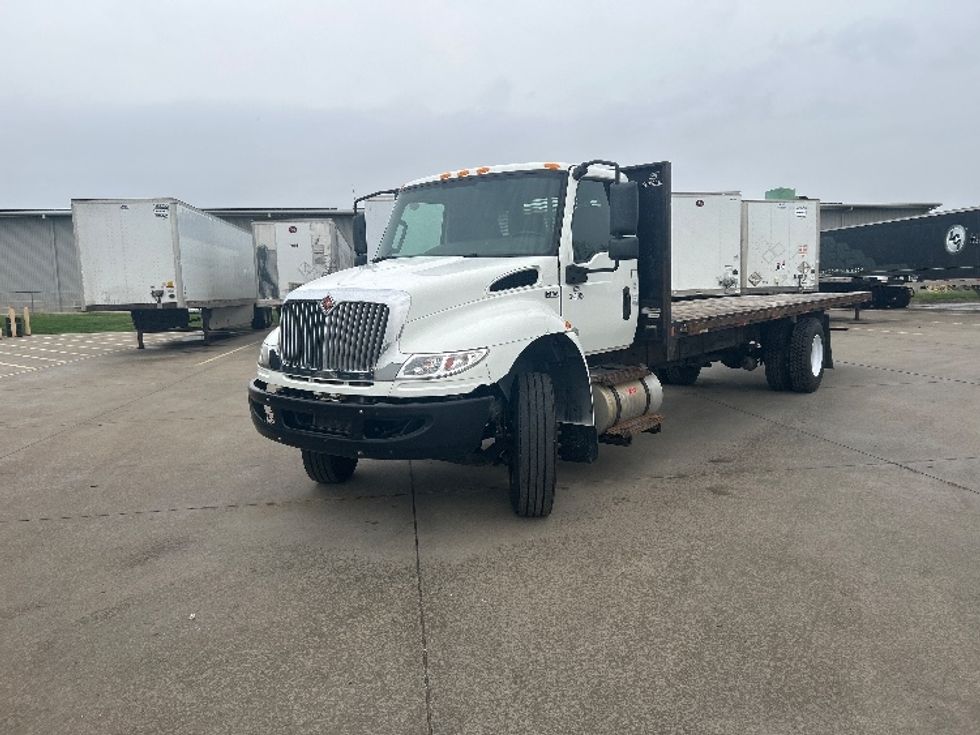 Flatbed Truck-Light and Medium Duty Trucks-International-2020-MV607-Goshen-IN-183,426\n\t\tmiles-$ 41,000 - Image 3