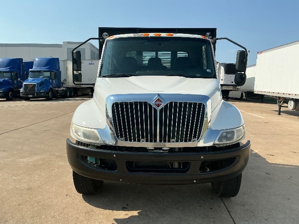 Flatbed Truck-Light and Medium Duty Trucks-International-2020-MV607-Grand Prairie-TX-174,413\n\t\tmiles-$ 44,500 - Image 2