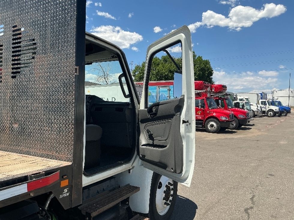 Flatbed Truck-Light and Medium Duty Trucks-International-2020-MV607-Greeley-CO-114,406\n\t\tmiles-$ 51,000 - Image 15