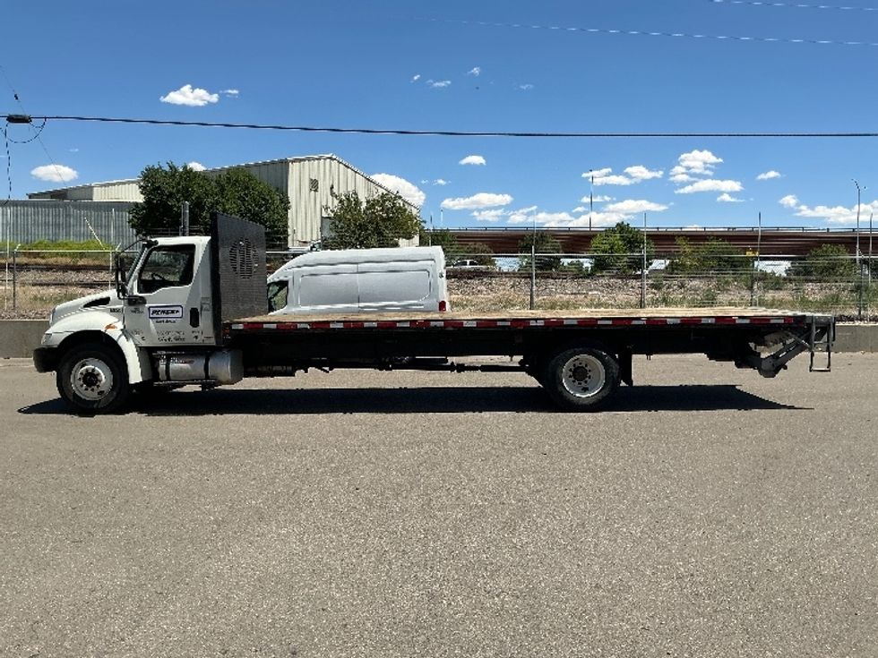 Flatbed Truck-Light and Medium Duty Trucks-International-2020-MV607-Greeley-CO-114,406\n\t\tmiles-$ 51,000 - Image 4