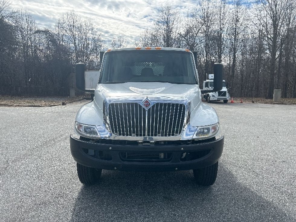 Flatbed Truck-Light and Medium Duty Trucks-International-2020-MV607-Greensboro-NC-168,376\n\t\tmiles-$ 34,000 - Image 2