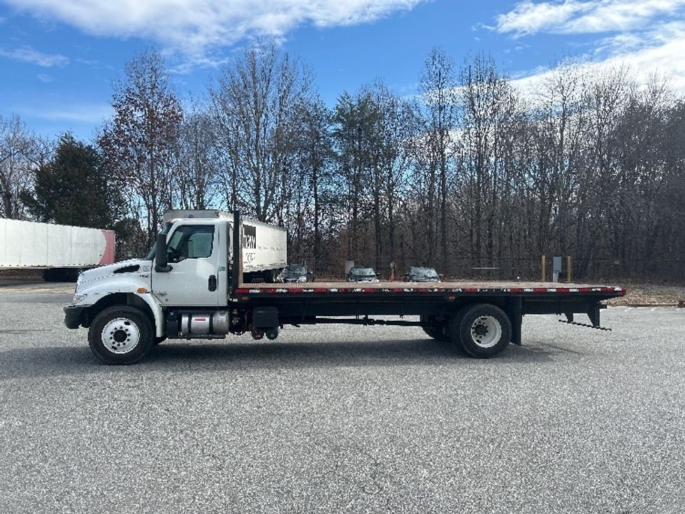 Flatbed Truck-Light and Medium Duty Trucks-International-2020-MV607-Greensboro-NC-168,376\n\t\tmiles-$ 34,000 - Image 4