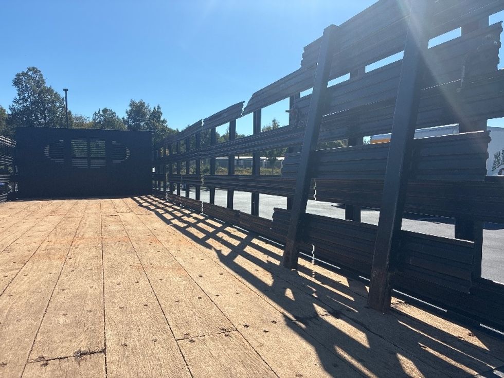 Flatbed Truck-Light and Medium Duty Trucks-International-2020-MV607-Greenville-SC-136,506\n\t\tmiles-$ 54,500 - Image 12