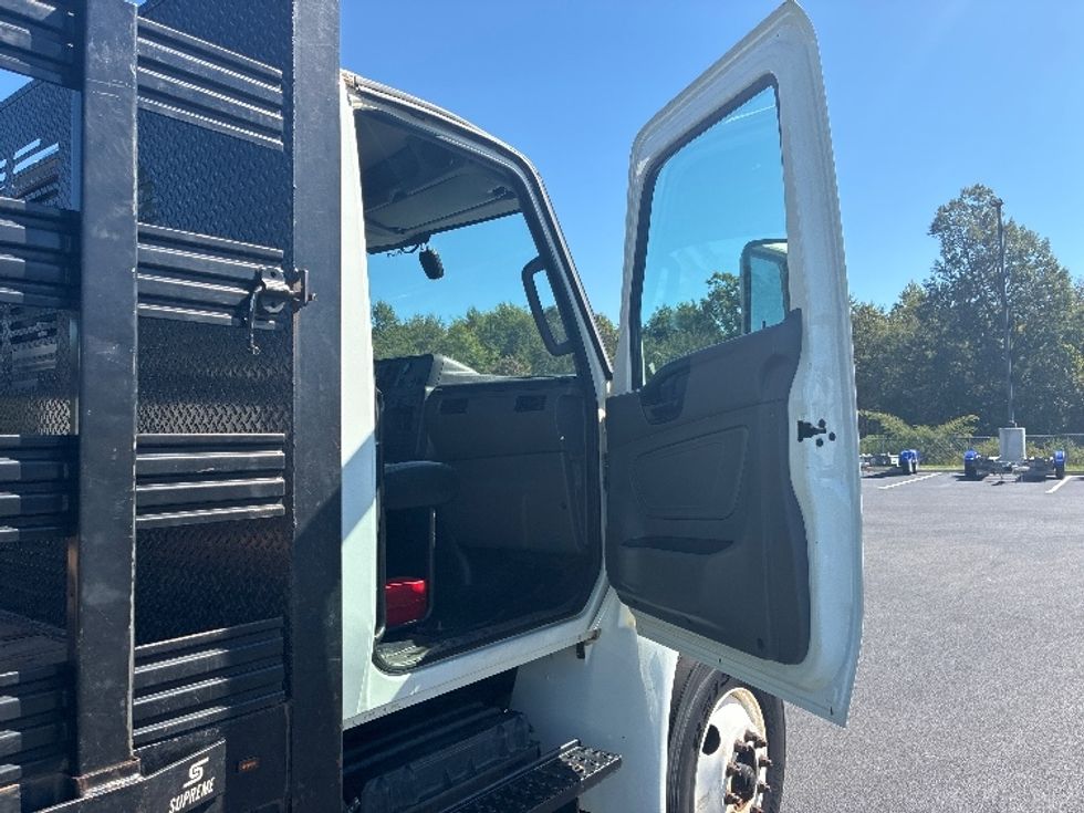 Flatbed Truck-Light and Medium Duty Trucks-International-2020-MV607-Greenville-SC-136,506\n\t\tmiles-$ 54,500 - Image 20