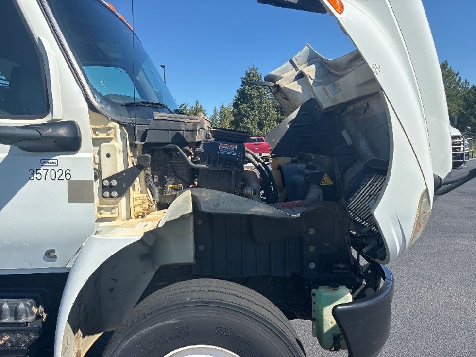 Flatbed Truck-Light and Medium Duty Trucks-International-2020-MV607-Greenville-SC-136,506\n\t\tmiles-$ 54,500 - Image 23