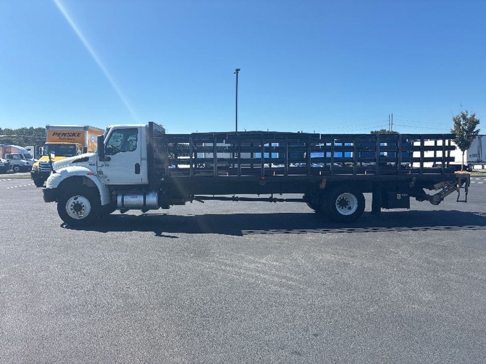 Flatbed Truck-Light and Medium Duty Trucks-International-2020-MV607-Greenville-SC-136,506\n\t\tmiles-$ 54,500 - Image 4