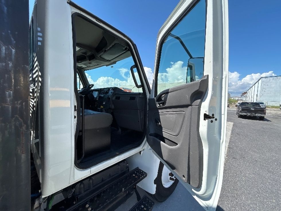 Flatbed Truck-Light and Medium Duty Trucks-International-2020-MV607-Hammond-LA-159,739\n\t\tmiles-$ 46,500 - Image 18