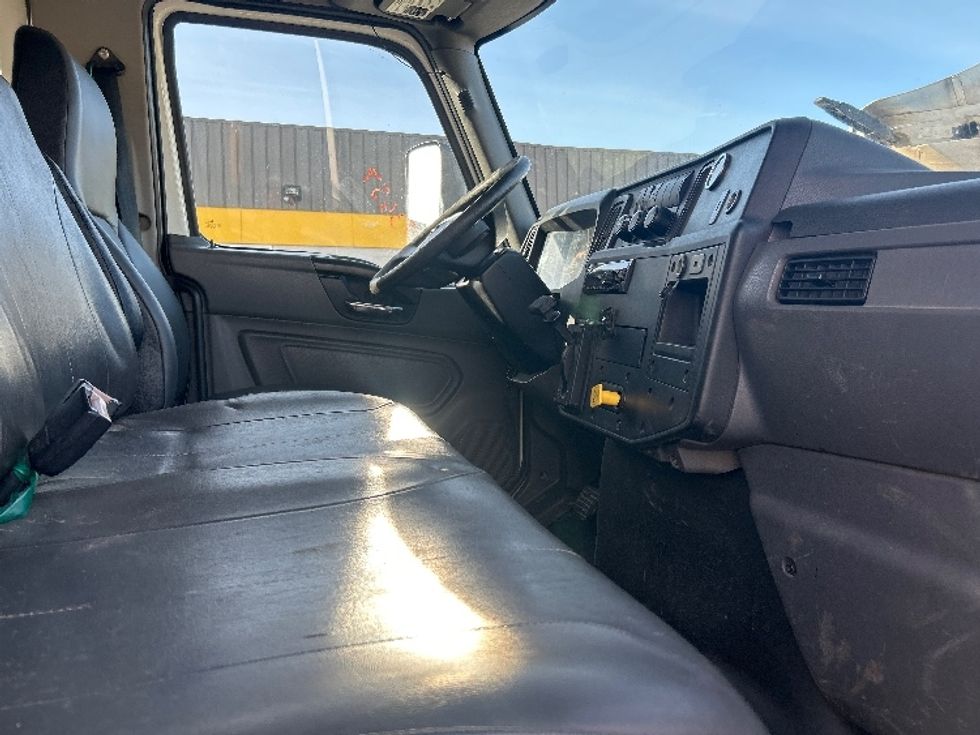 Flatbed Truck-Light and Medium Duty Trucks-International-2020-MV607-Houston-TX-116,154\n\t\tmiles-$ 60,000 - Image 21