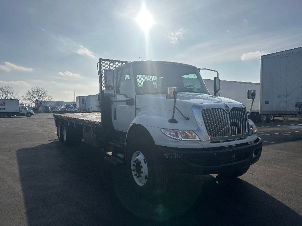 Flatbed Truck-Light and Medium Duty Trucks-International-2020-MV607-Indianapolis-IN-134,466\n\t\tmiles-$ 70,500 - Image 1