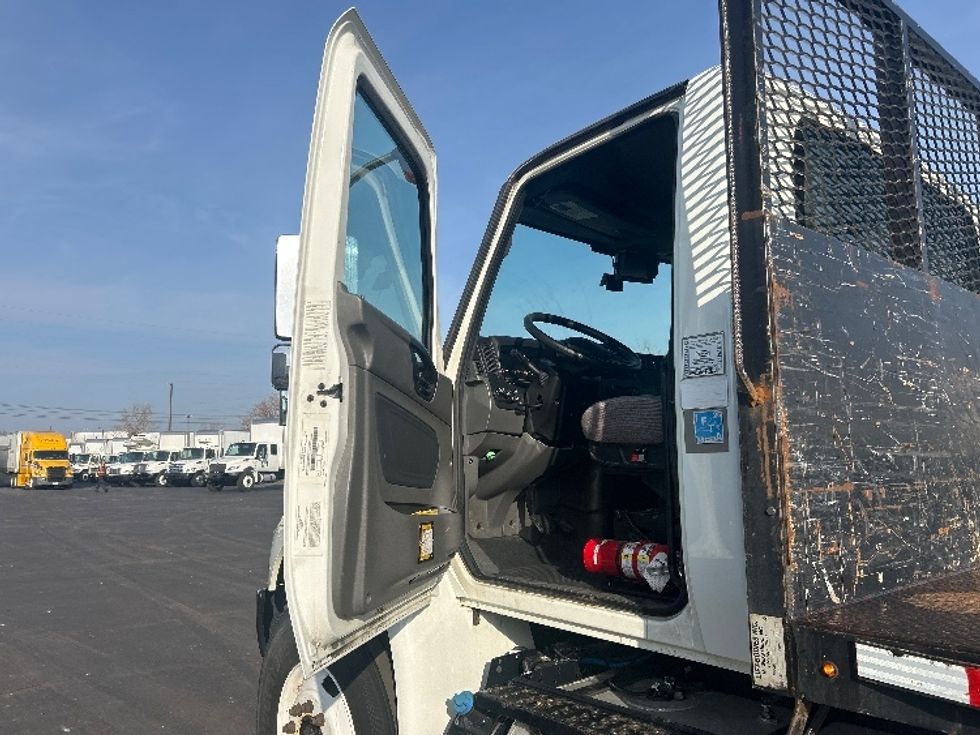 Flatbed Truck-Light and Medium Duty Trucks-International-2020-MV607-Indianapolis-IN-134,466\n\t\tmiles-$ 70,500 - Image 12