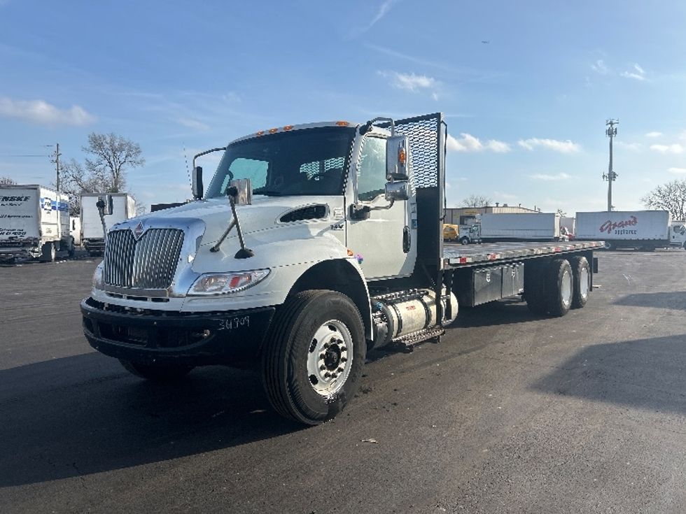 Flatbed Truck-Light and Medium Duty Trucks-International-2020-MV607-Indianapolis-IN-134,466\n\t\tmiles-$ 70,500 - Image 3