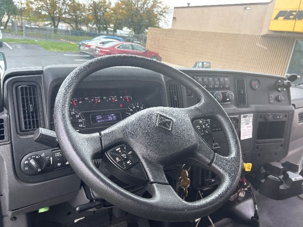 Flatbed Truck-Light and Medium Duty Trucks-International-2020-MV607-Indianapolis-IN-29,000\n\t\tmiles-$ 32,750 - Image 17