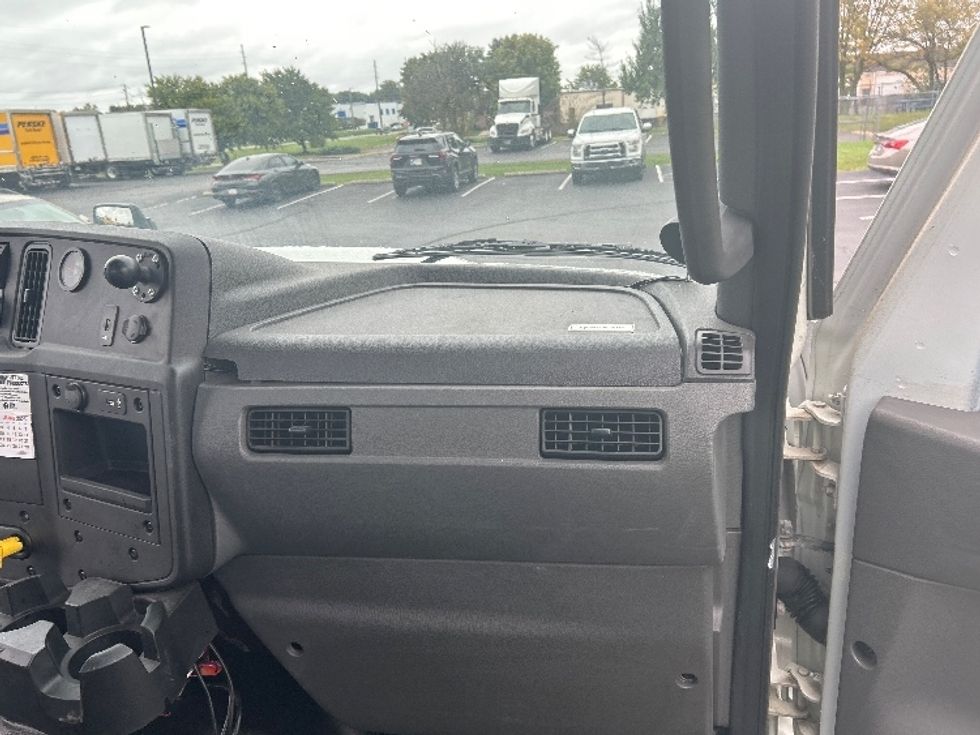 Flatbed Truck-Light and Medium Duty Trucks-International-2020-MV607-Indianapolis-IN-29,000\n\t\tmiles-$ 32,750 - Image 21