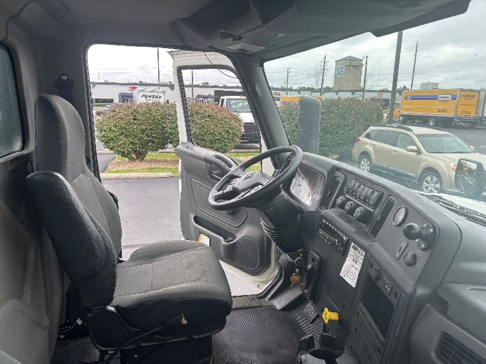 Flatbed Truck-Light and Medium Duty Trucks-International-2020-MV607-Indianapolis-IN-29,000\n\t\tmiles-$ 32,750 - Image 22