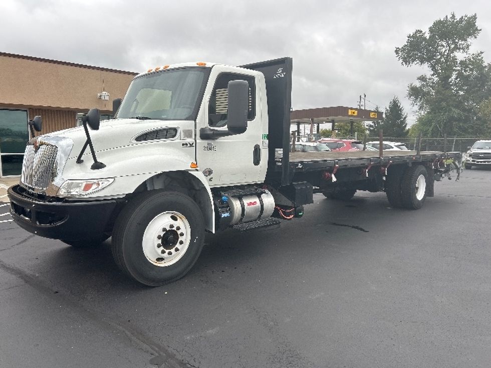Flatbed Truck-Light and Medium Duty Trucks-International-2020-MV607-Indianapolis-IN-29,000\n\t\tmiles-$ 32,750 - Image 3