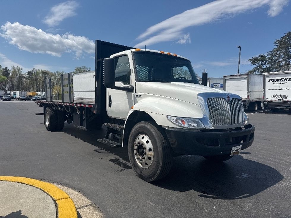 Flatbed Truck-Light and Medium Duty Trucks-International-2020-MV607-Jessup-MD-166,686\n\t\tmiles-$ 50,750 - Image 1