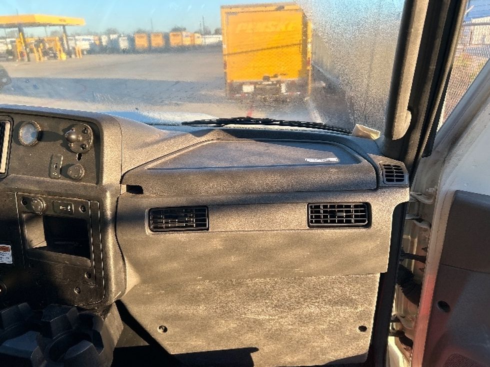 Flatbed Truck-Light and Medium Duty Trucks-International-2020-MV607-Katy-TX-177,951\n\t\tmiles-$ 13,000 - Image 19