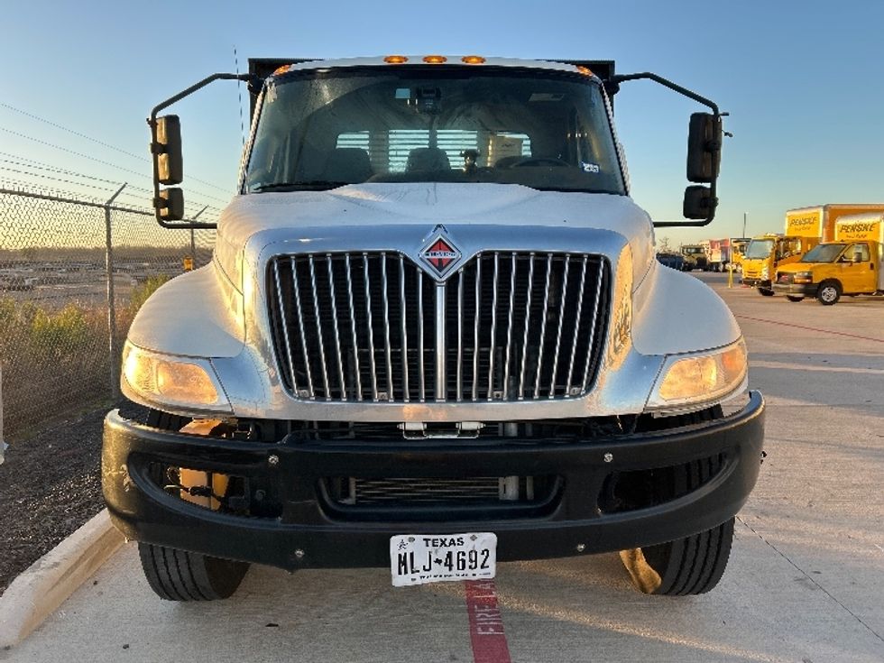 Flatbed Truck-Light and Medium Duty Trucks-International-2020-MV607-Katy-TX-177,951\n\t\tmiles-$ 13,000 - Image 2