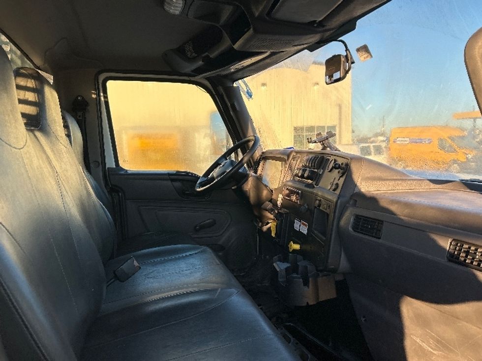 Flatbed Truck-Light and Medium Duty Trucks-International-2020-MV607-Katy-TX-177,951\n\t\tmiles-$ 13,000 - Image 20