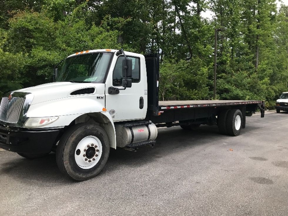 Flatbed Truck-Light and Medium Duty Trucks-International-2020-MV607-Ladson-SC-87,728\n\t\tmiles-$ 54,250 - Image 3