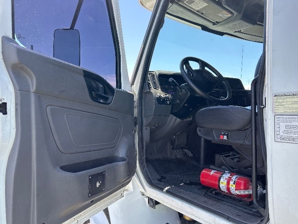 Flatbed Truck-Light and Medium Duty Trucks-International-2020-MV607-Las Vegas-NV-149,530\n\t\tmiles-$ 53,750 - Image 12