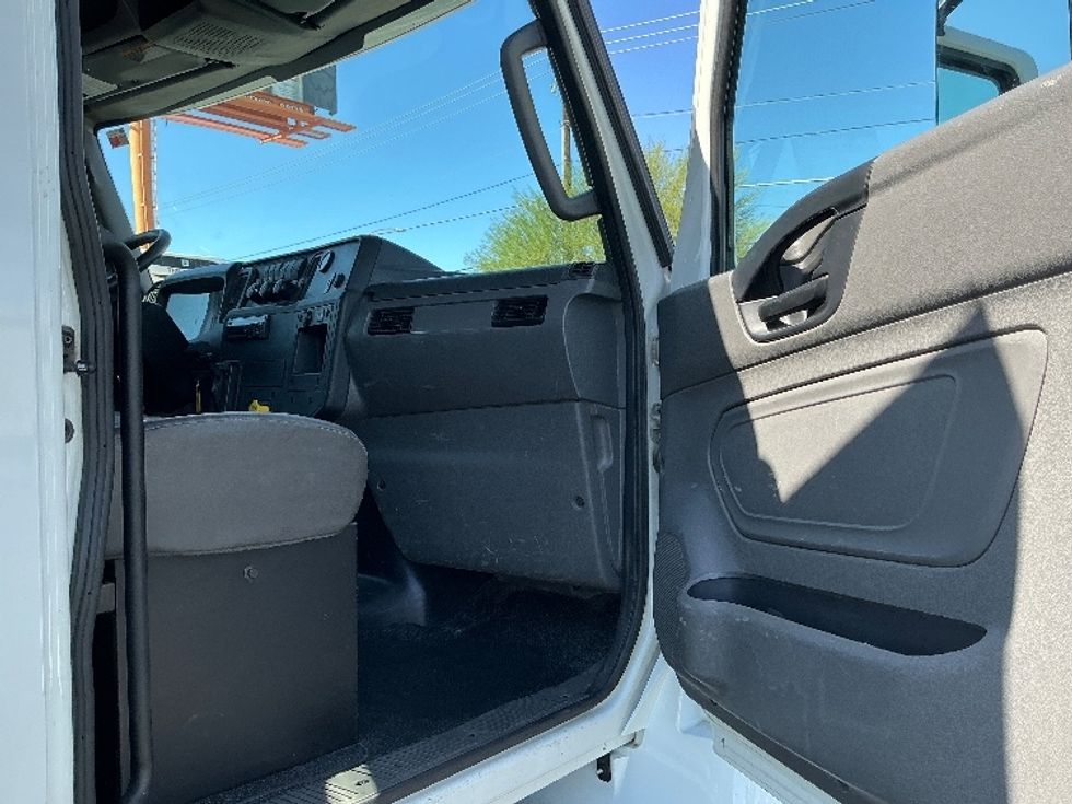 Flatbed Truck-Light and Medium Duty Trucks-International-2020-MV607-Las Vegas-NV-157,179\n\t\tmiles-$ 49,000 - Image 16