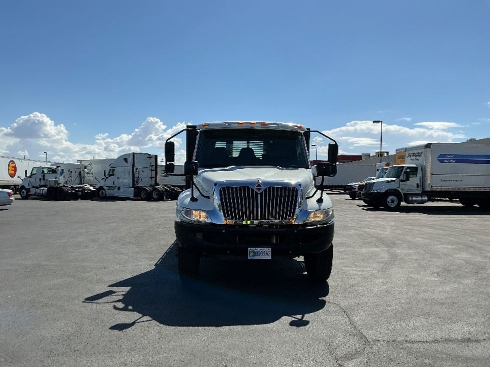 Flatbed Truck-Light and Medium Duty Trucks-International-2020-MV607-Las Vegas-NV-157,179\n\t\tmiles-$ 49,000 - Image 2