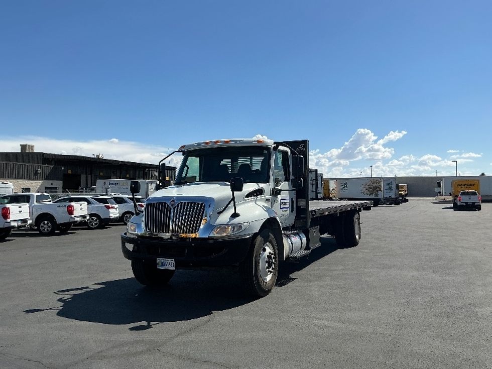 Flatbed Truck-Light and Medium Duty Trucks-International-2020-MV607-Las Vegas-NV-157,179\n\t\tmiles-$ 49,000 - Image 3
